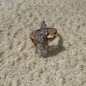 Elegant Gold and Silver tone Women's Ring